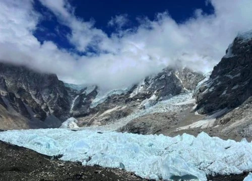 Khumbu Glacier, Nepal