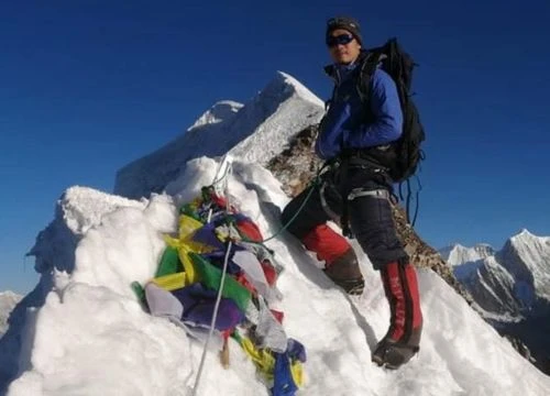 Everest Region Climbing