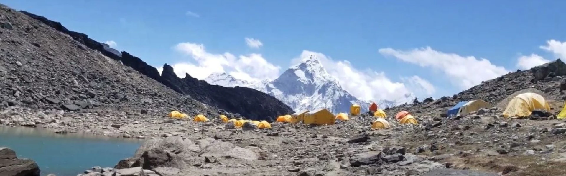 Island Peak vs Lobuche East: Which Peak Should You Climb?