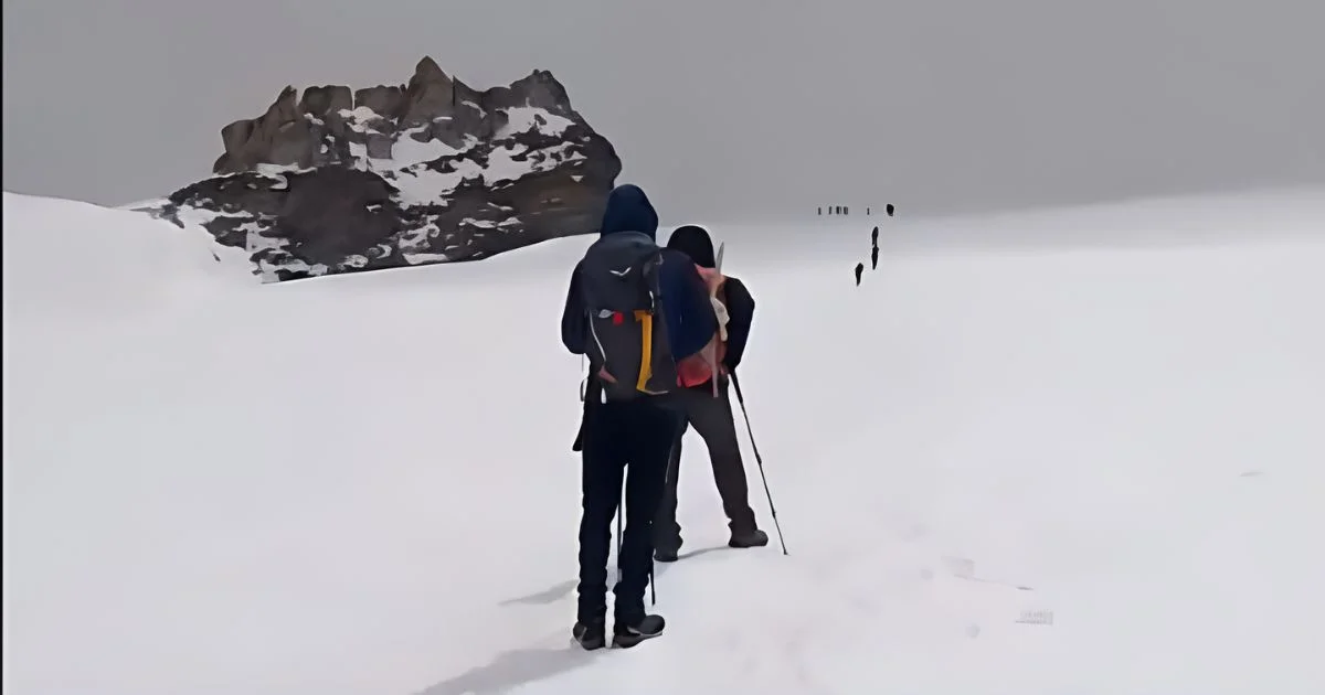Climbing Mera peak from high camp