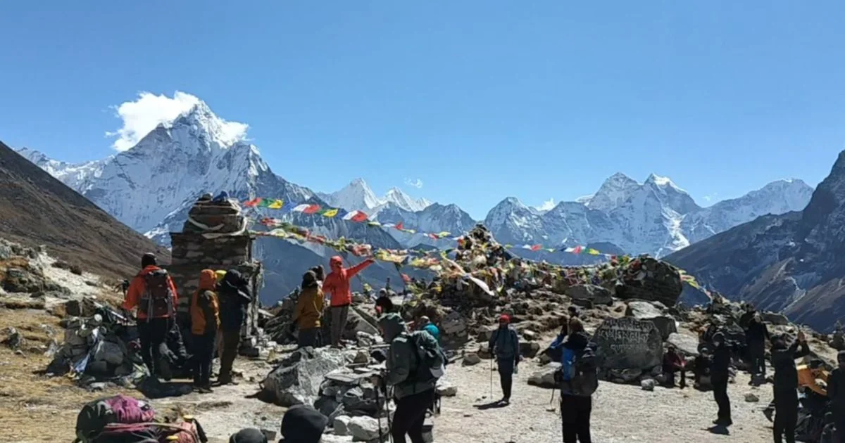 mountain view from thukla pass 
