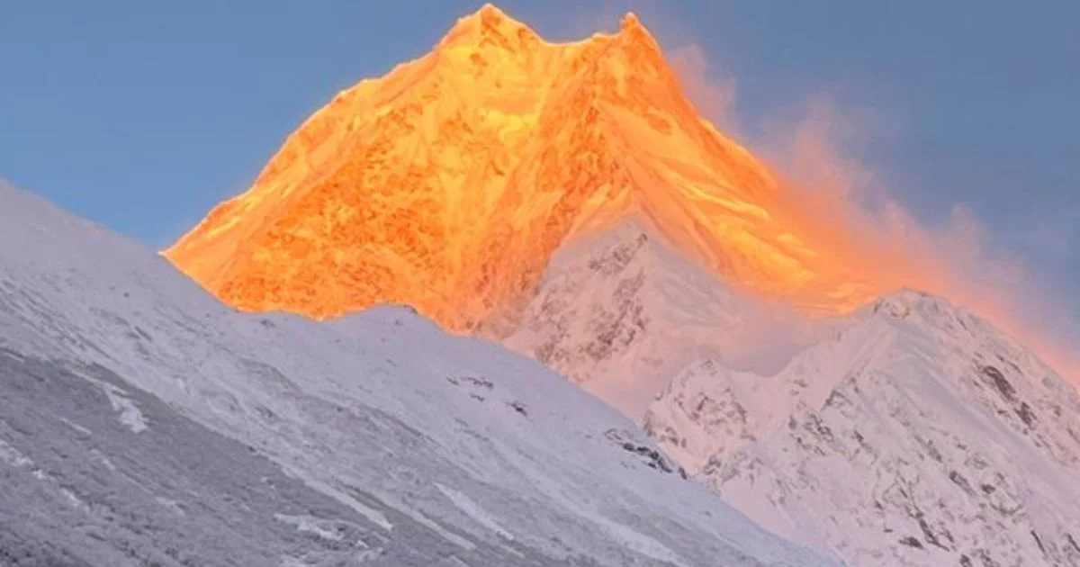 Mt Manaslu 