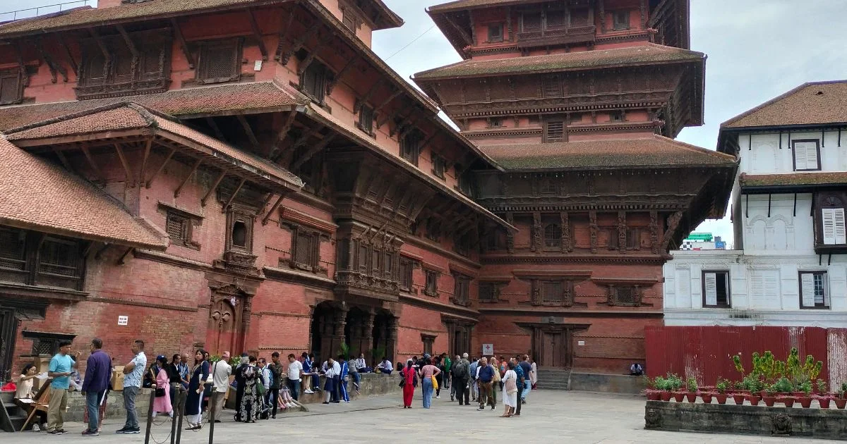 Kathmandu Durbar Squire