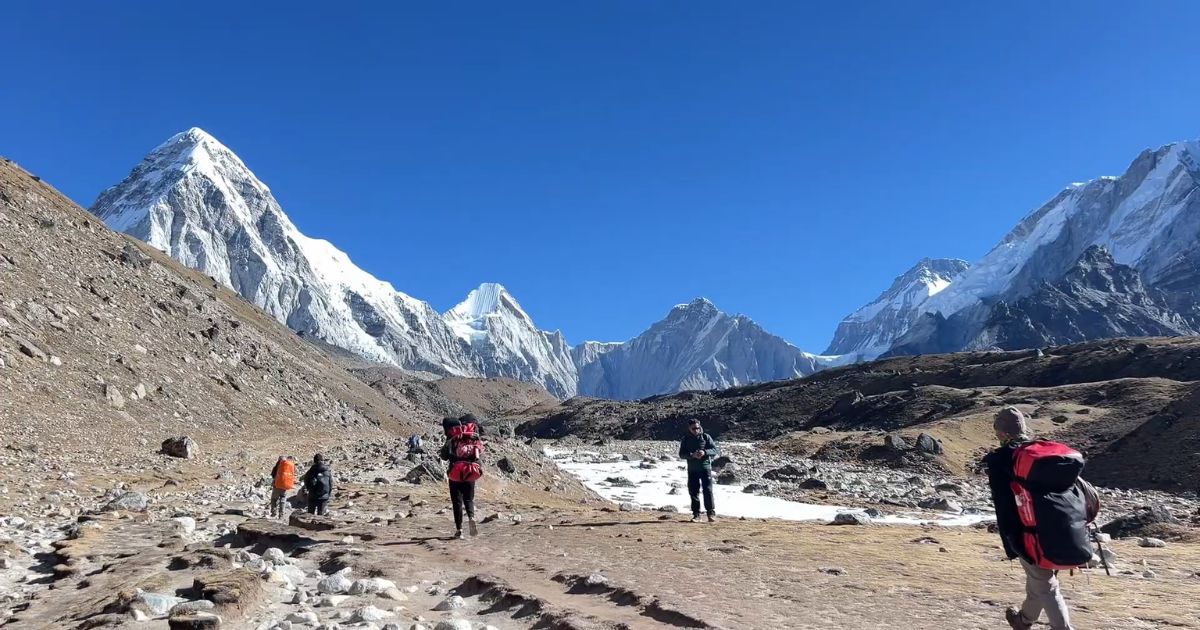 Mountain see from lobuche