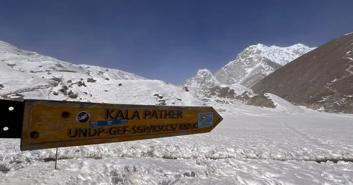 Way to Kalapatther from Gorakshep