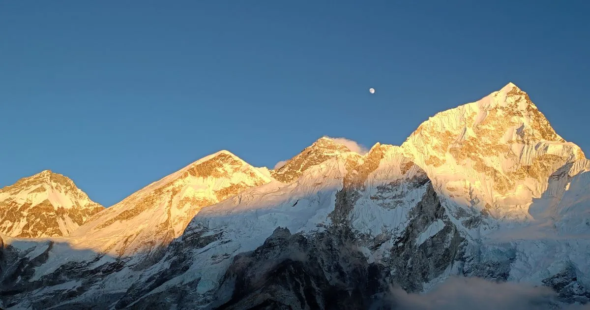 Mt everest view from kalapatther