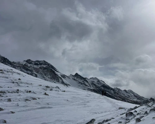 During Larke La Pass
