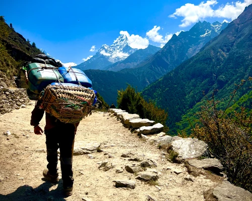 Mountain Lifestyle In Everest 