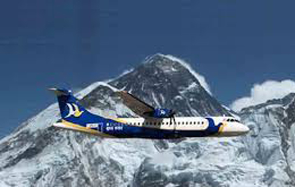 Everest Scenic Flight